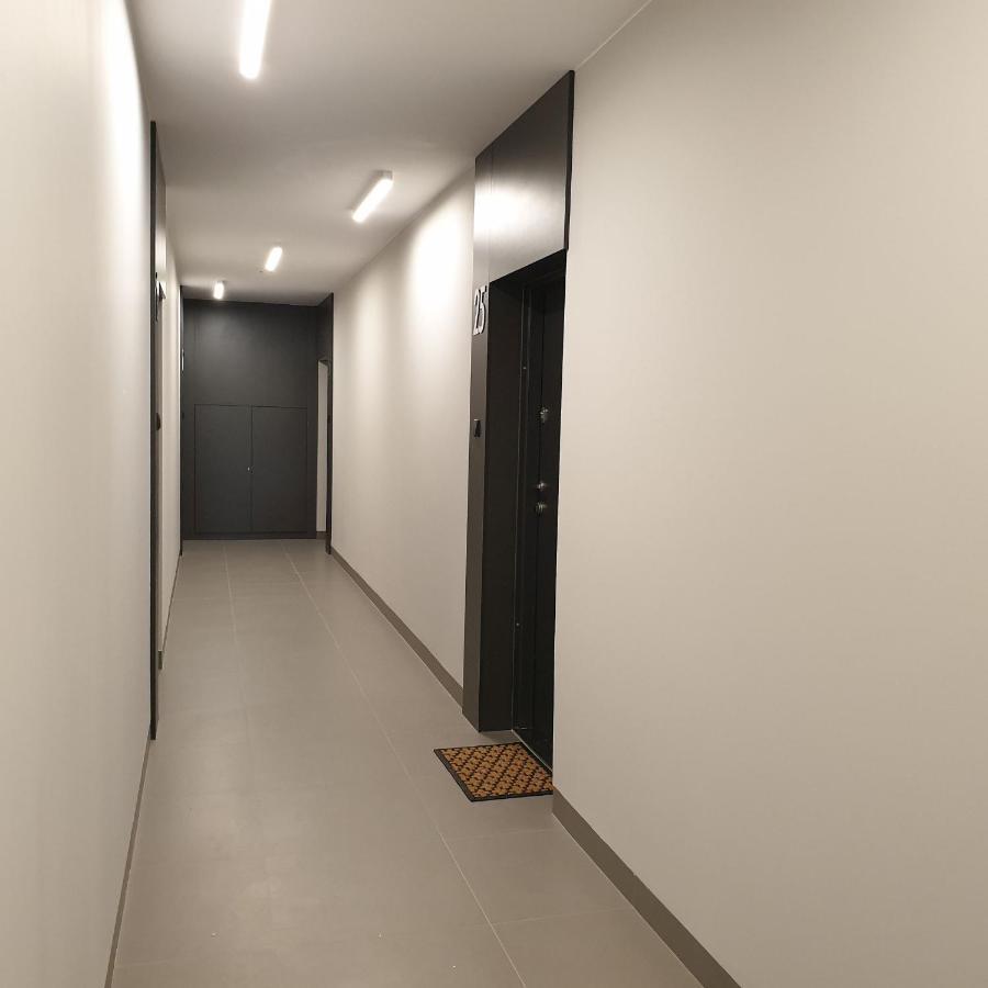 Q Apart Gold-Trzy Pokoje, Manufaktura, Klimatyzacja I Garaz Gratis, Tv Max, Fv, Gwarancja Zadowolenia Lodz (Lodz) Exterior photo