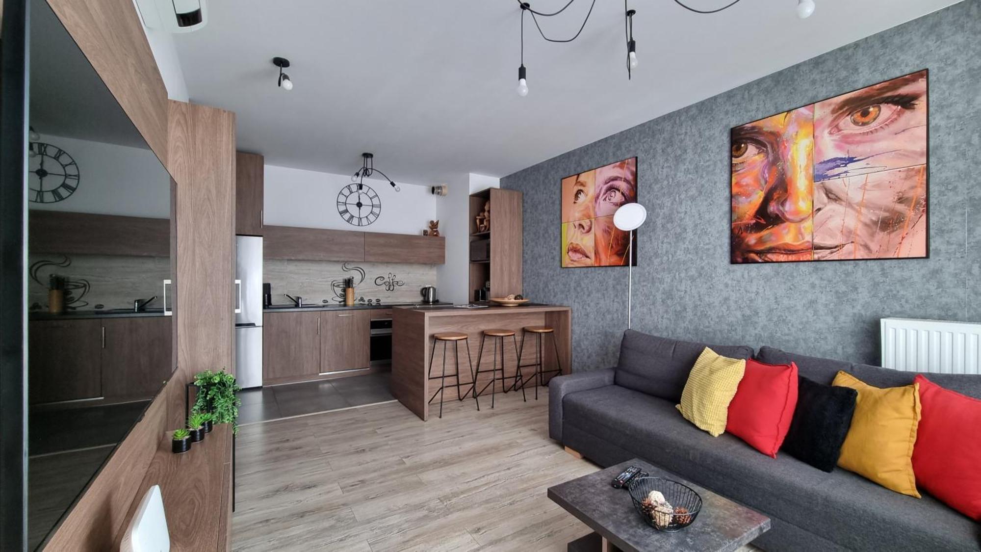 Q Apart Gold-Trzy Pokoje, Manufaktura, Klimatyzacja I Garaz Gratis, Tv Max, Fv, Gwarancja Zadowolenia Lodz (Lodz) Exterior photo