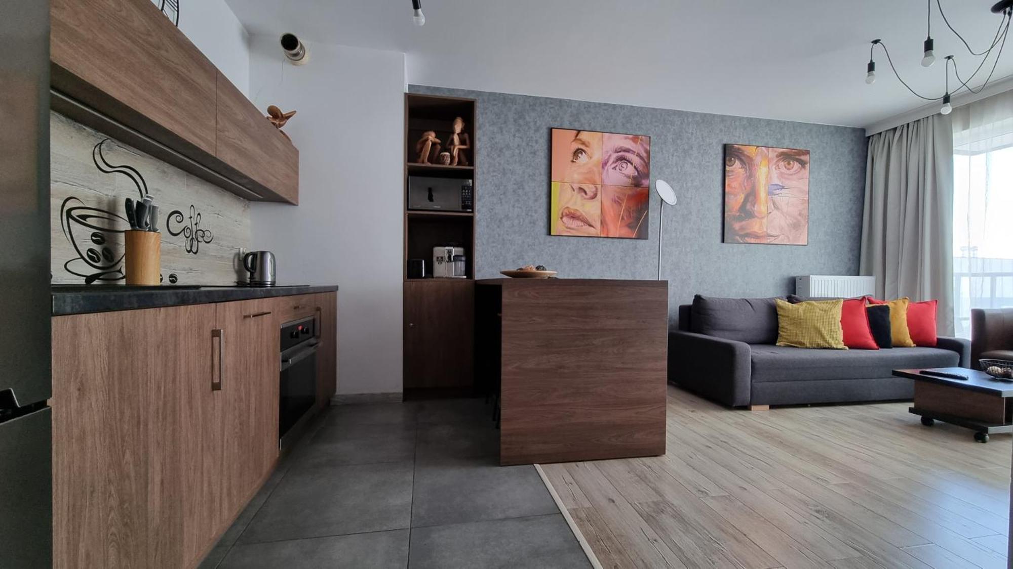 Q Apart Gold-Trzy Pokoje, Manufaktura, Klimatyzacja I Garaz Gratis, Tv Max, Fv, Gwarancja Zadowolenia Lodz (Lodz) Exterior photo